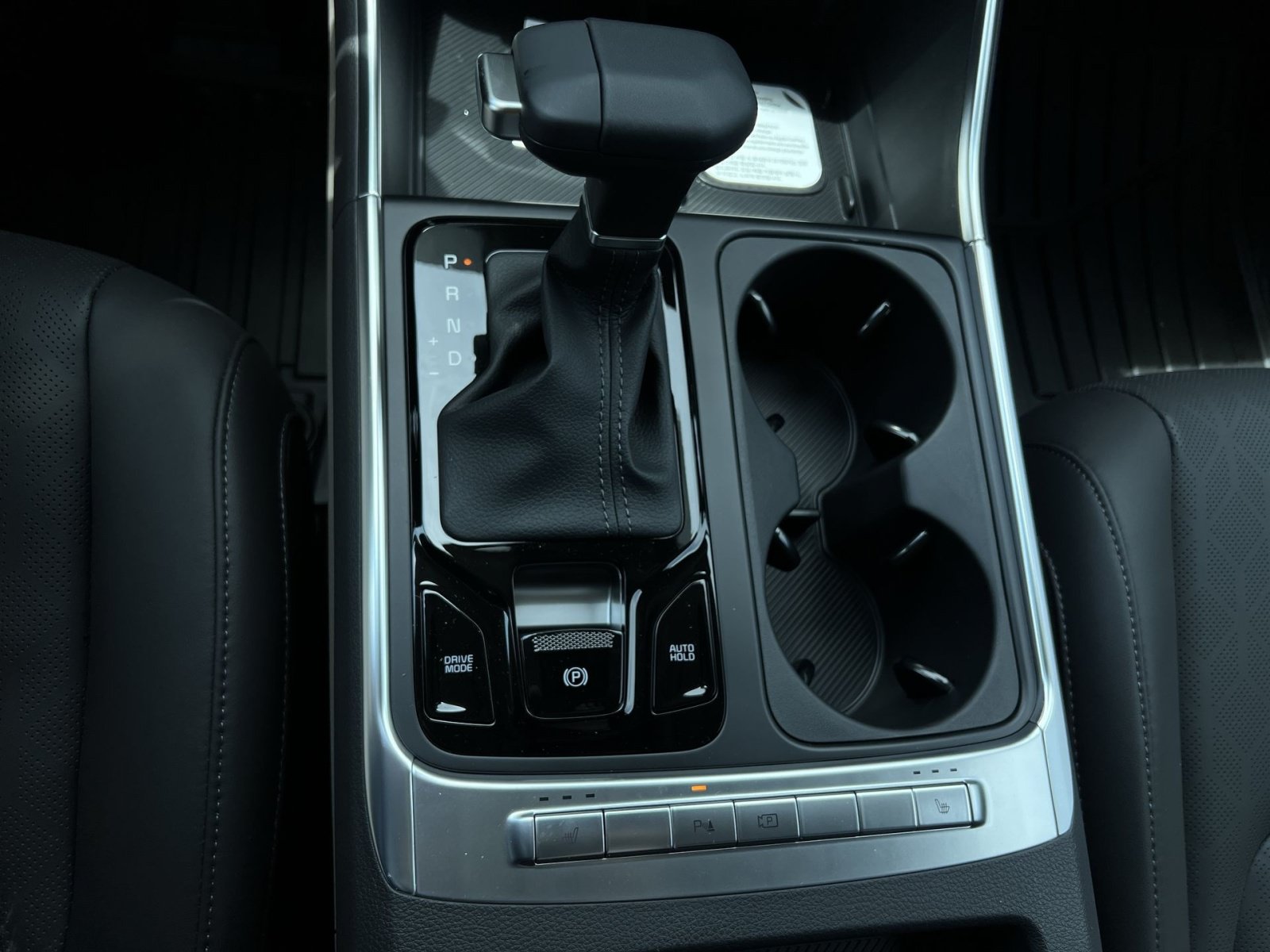 New 2026 Kia Carnival EX FWD image 26