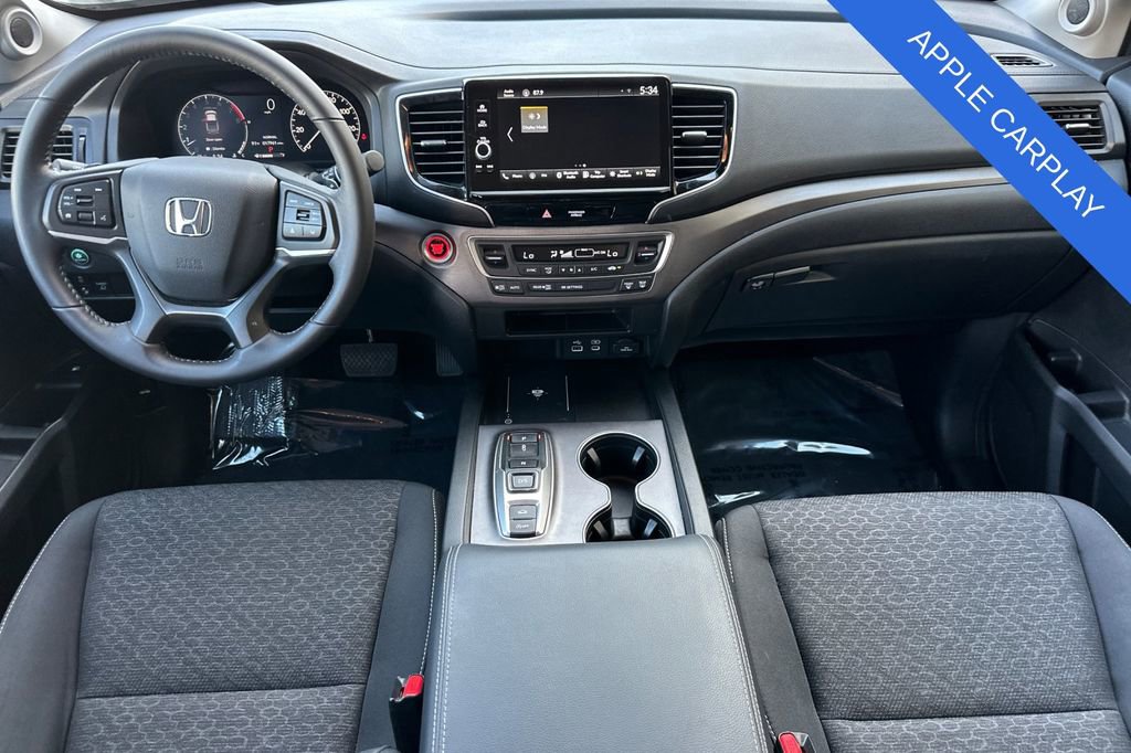 Used 2025 Honda Ridgeline Sport image 14