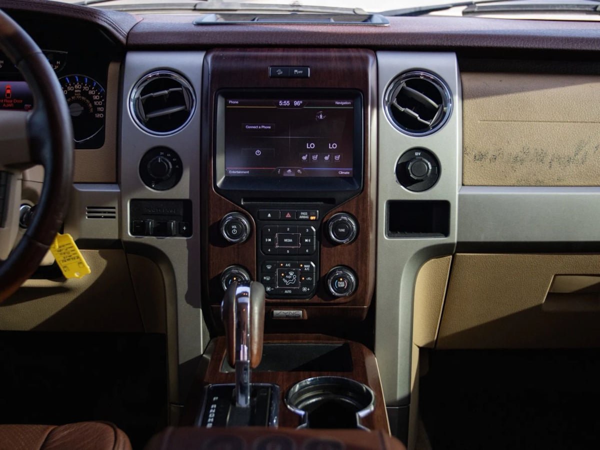 Used 2013 Ford F150 King Ranch w/ King Ranch Luxury Pkg AWD/4WD image 34