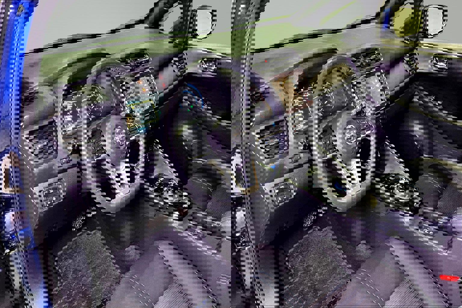 Used 2024 Nissan Leaf SV Plus image 17