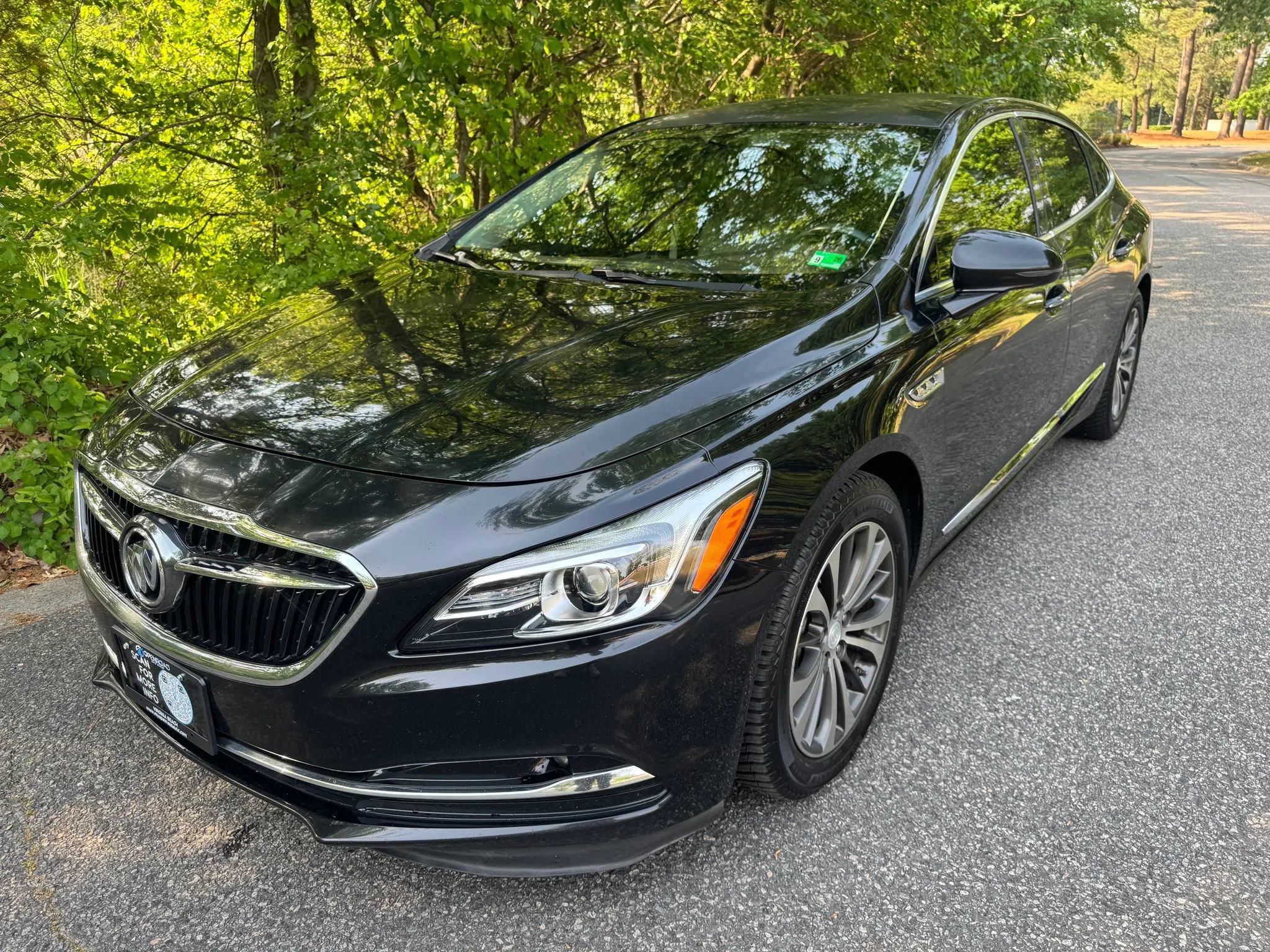 Used 2017 Buick LaCrosse Essence w/ Sights and Sounds Package FWD image 10