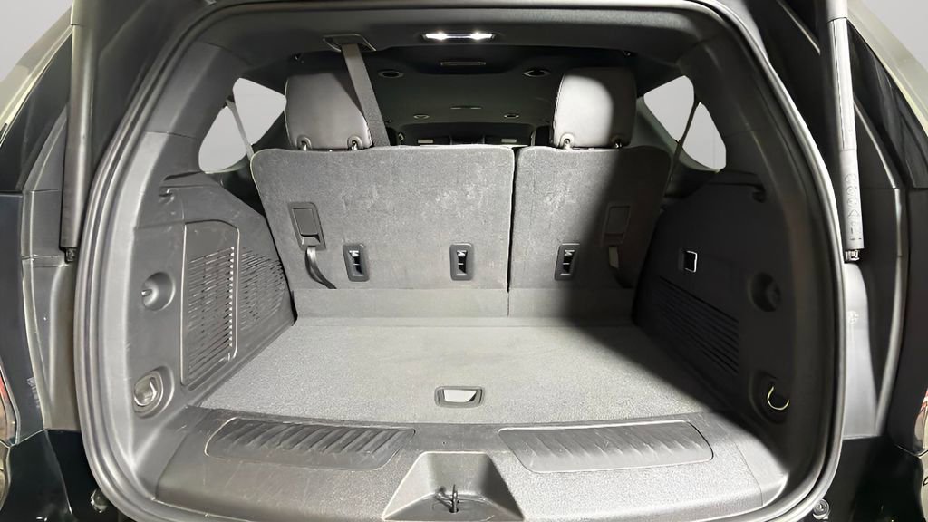 Certified 2025 Chevrolet Tahoe LT AWD/4WD image 30
