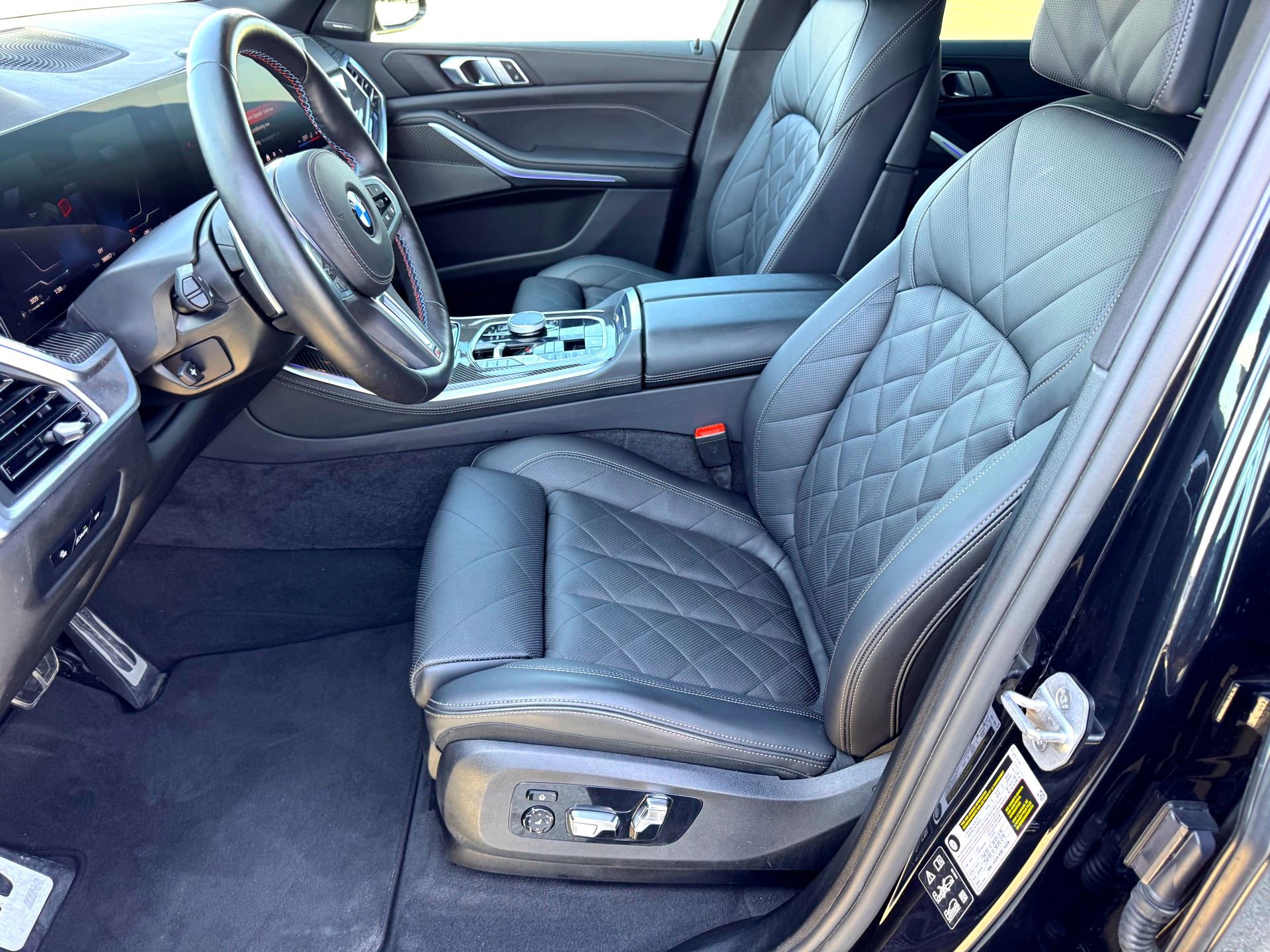 Used 2026 BMW X5 M60i image 13