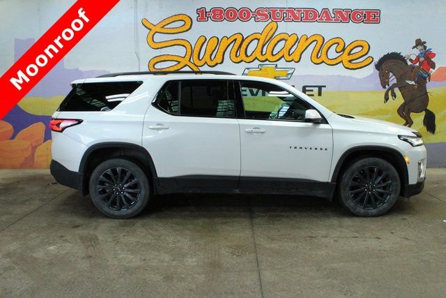 Used 2022 Chevrolet Traverse RS image 1