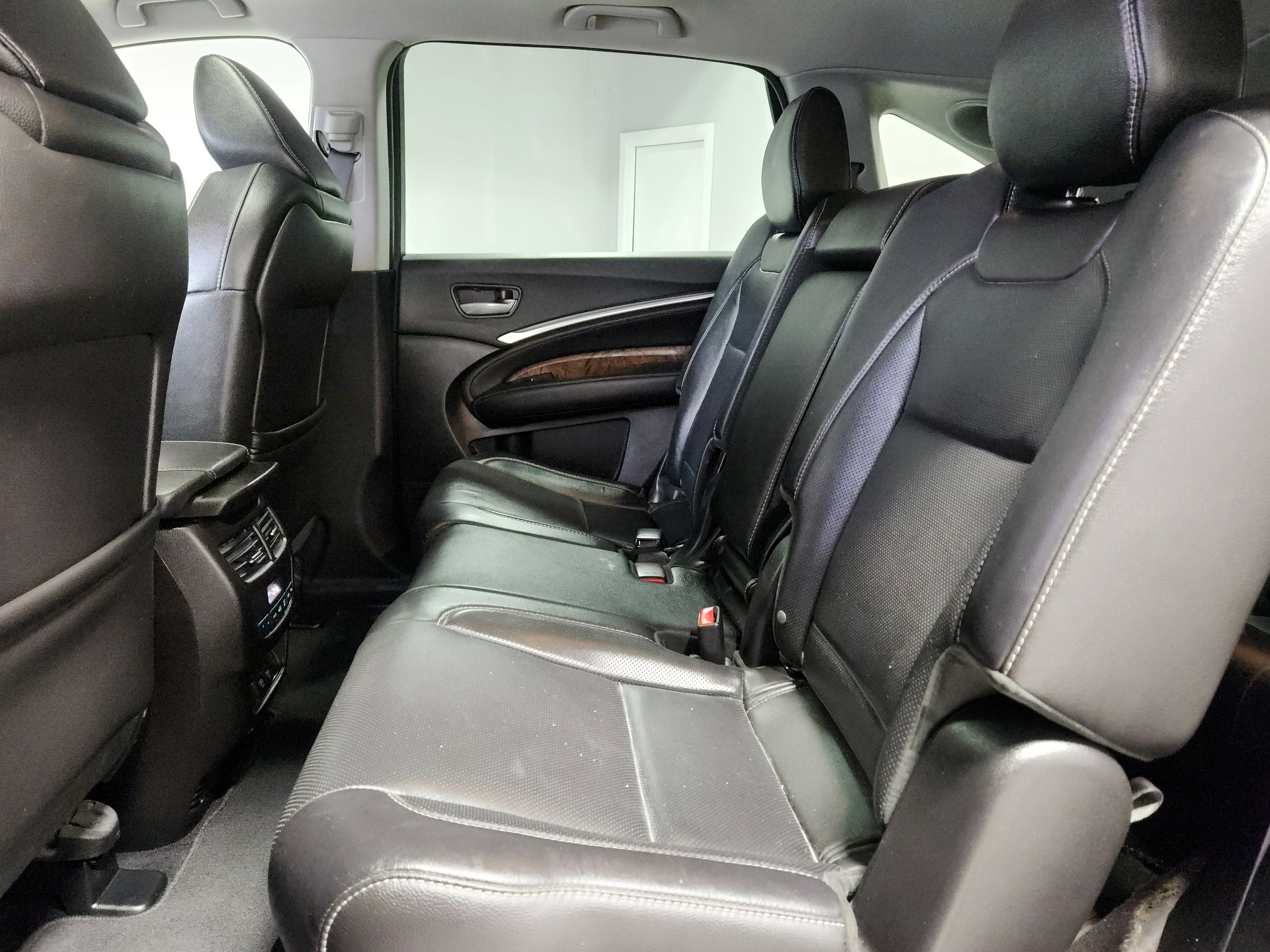 Used 2020 Acura MDX SH-AWD w/ Technology Package image 13