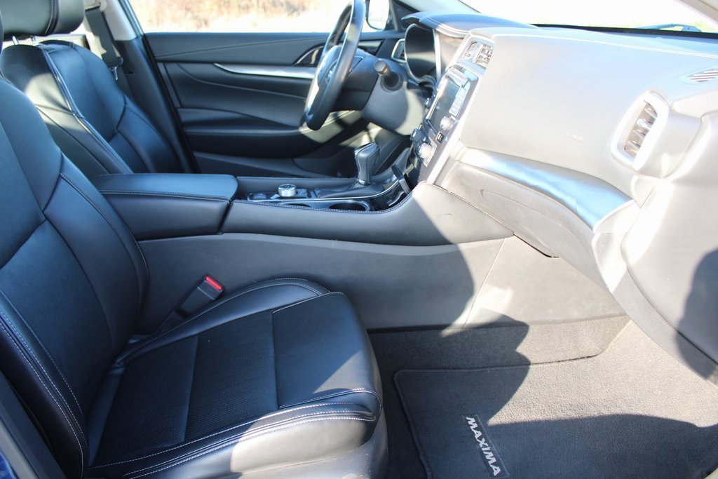 Used 2023 Nissan Maxima SL image 18