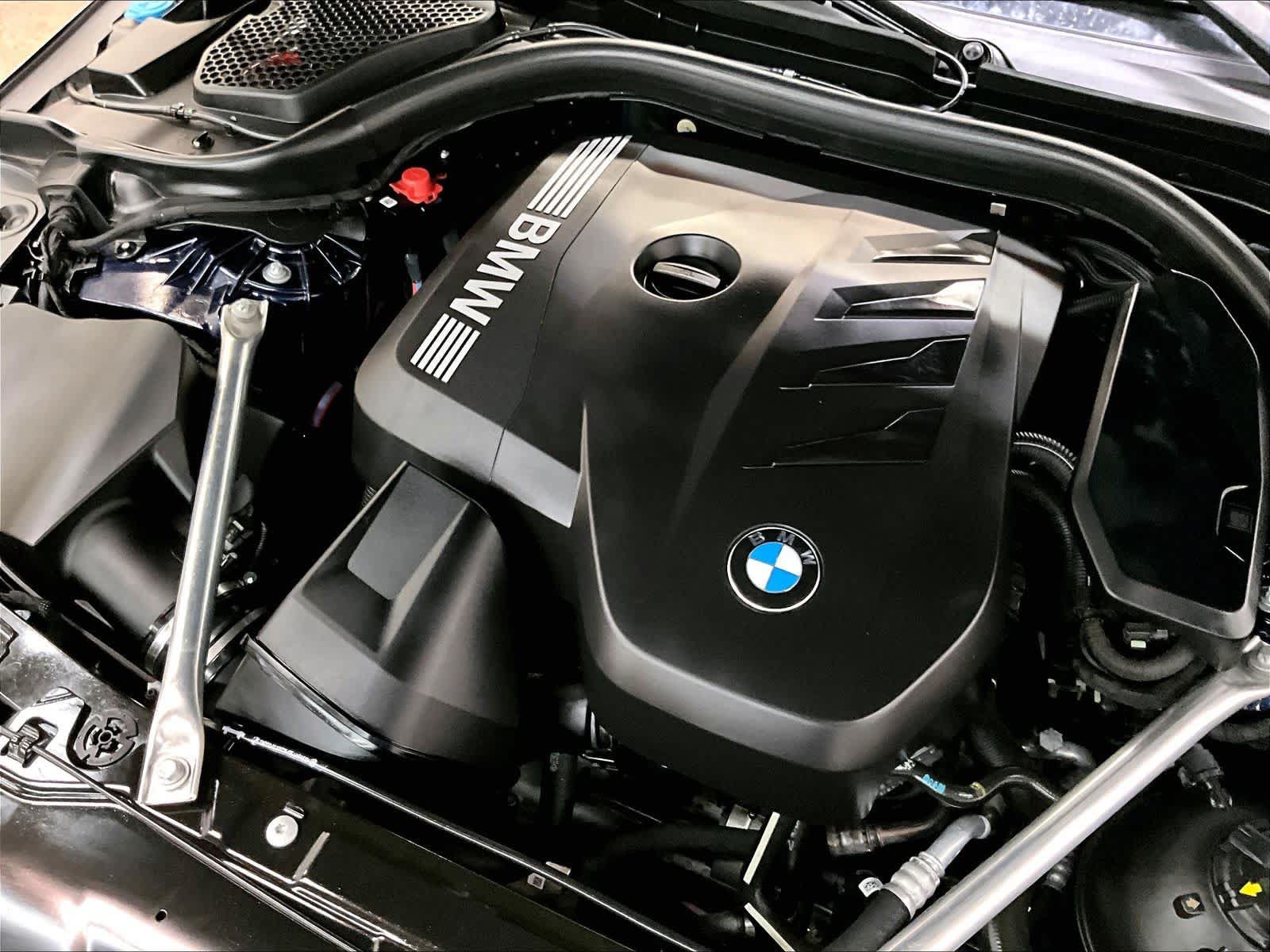 Used 2026 BMW 530i w/ M Sport Package RWD image 34