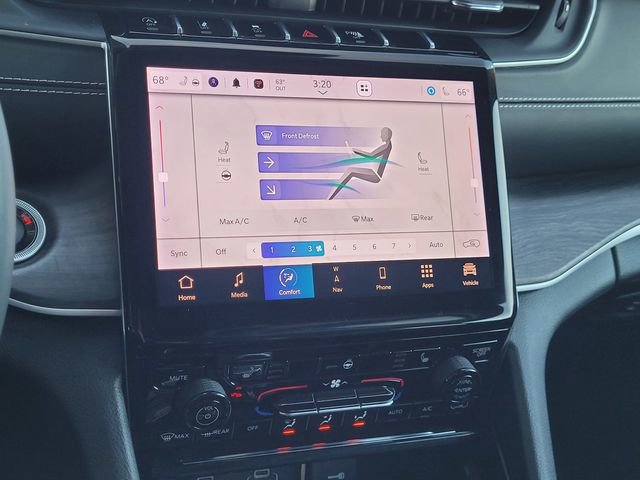 Certified 2024 Jeep Grand Cherokee Limited image 11