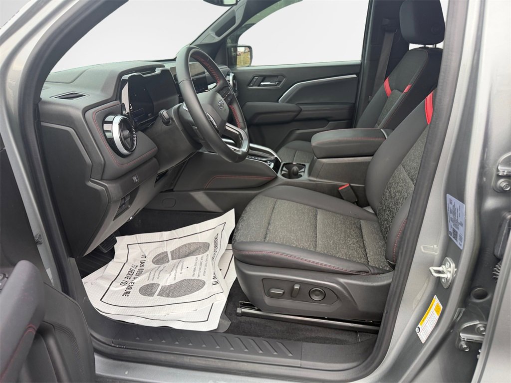 Certified 2024 Chevrolet Colorado Z71 w/ Z71 Convenience Package 2 image 12