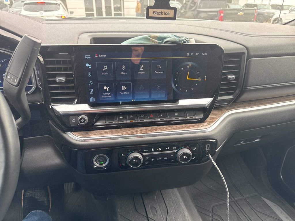 Used 2023 Chevrolet Silverado 1500 RST w/ Redline Edition image 10