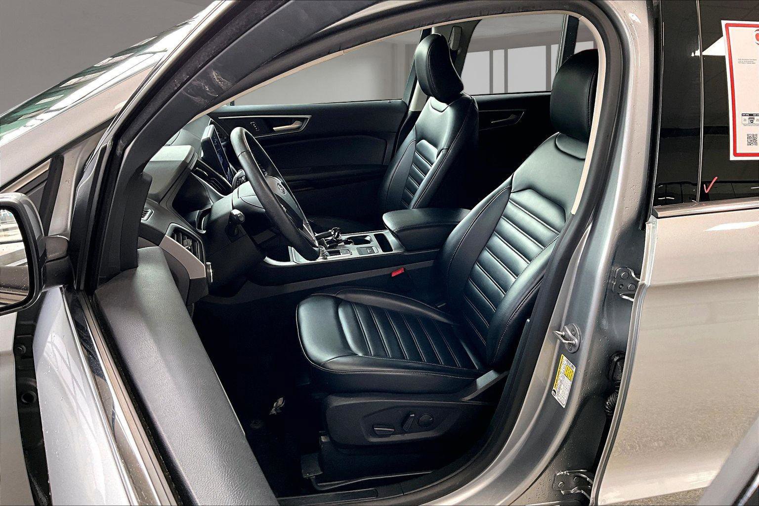 Used 2023 Ford Edge SEL image 26