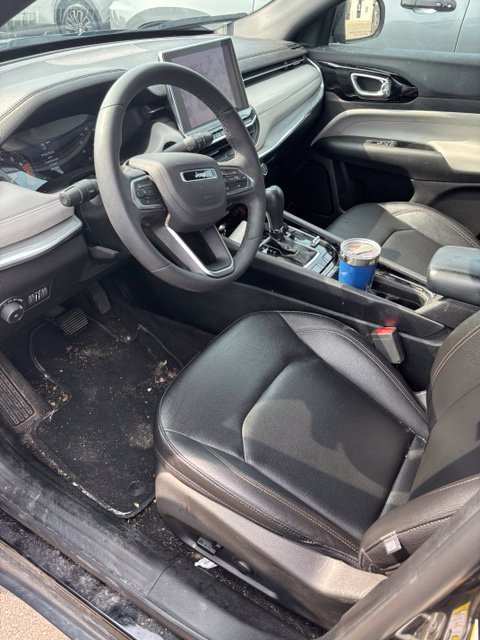 Used 2024 Jeep Compass Limited AWD/4WD image 6