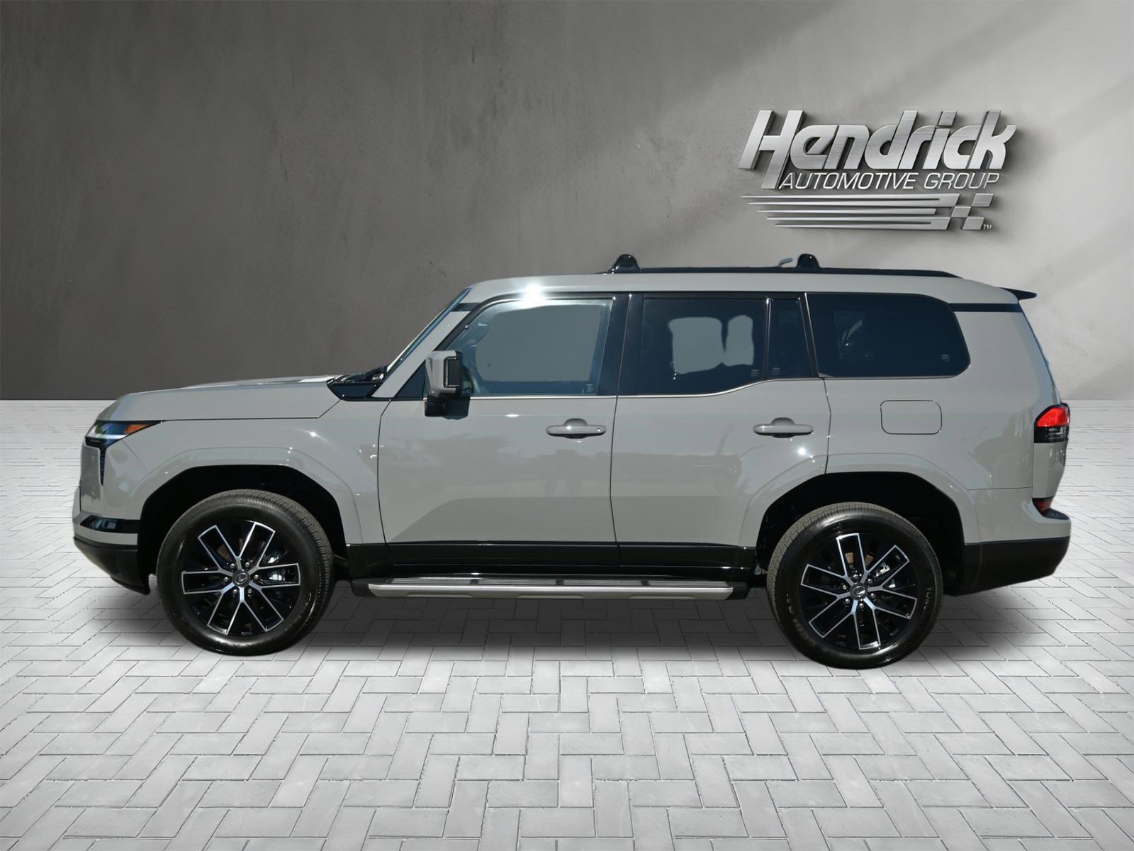 Used 2026 Lexus GX 550 w/ Accessory Package (2T) AWD/4WD image 7