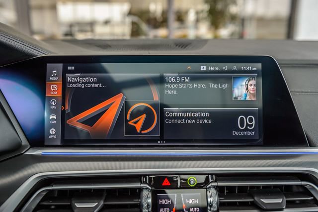 Used 2022 BMW X6 xDrive40i w/ M Sport Package AWD/4WD image 17