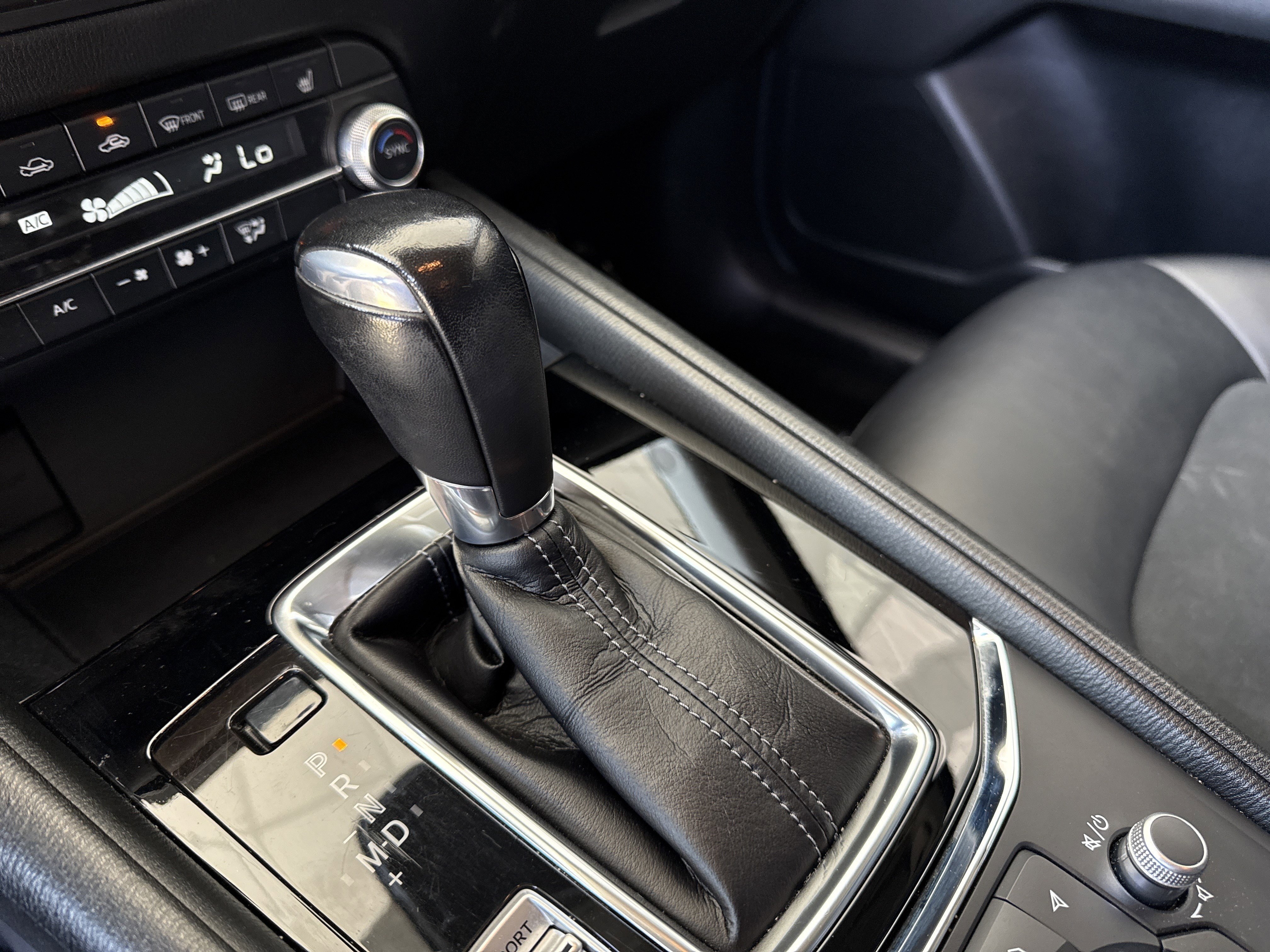 Used 2021 MAZDA CX-5 Touring image 25