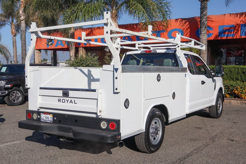 Used 2022 Ford F350 XL w/ Power Equipment Group RWD image 9