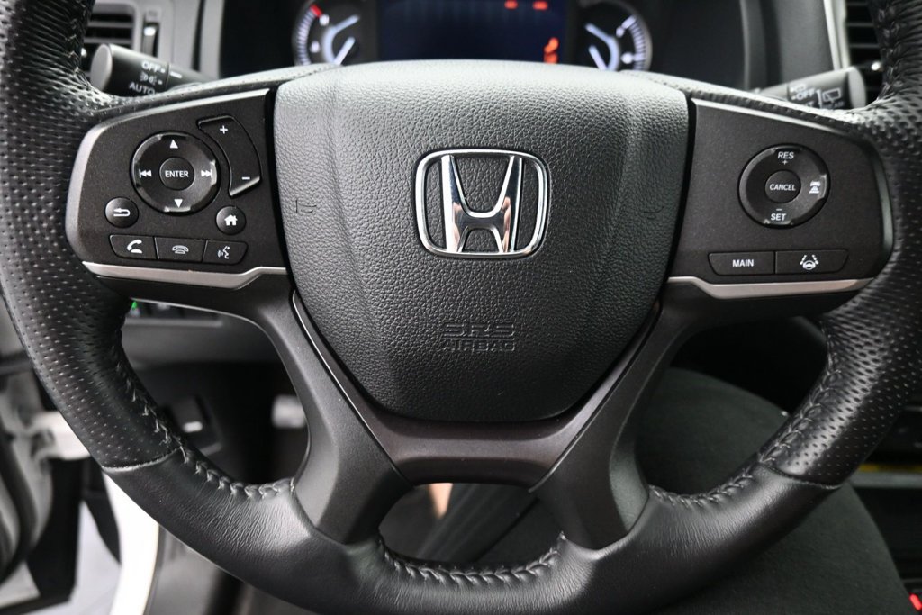 Used 2023 Honda Passport EX-L image 16