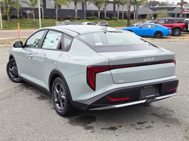 New 2026 Kia K4 LXS image 10