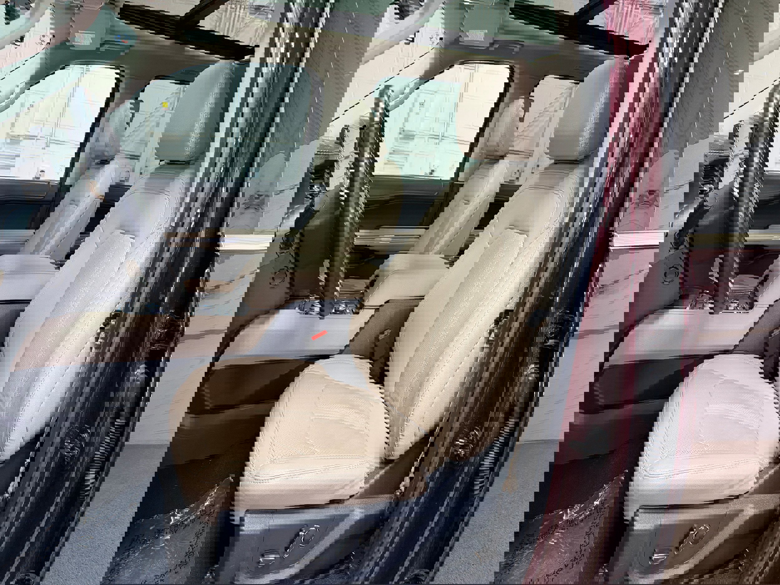 Certified 2024 Ford Expedition Max Limited image 9