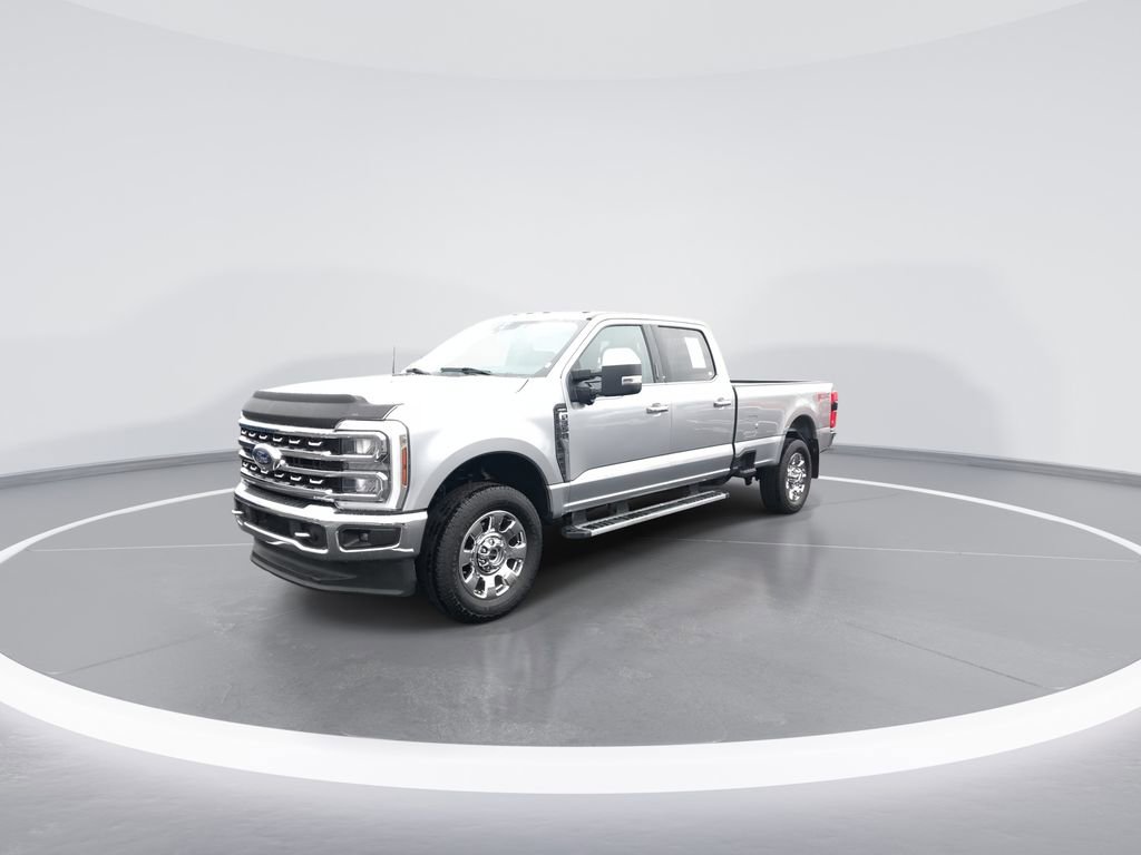 Used 2024 Ford F350 Lariat w/ Chrome Package image 4