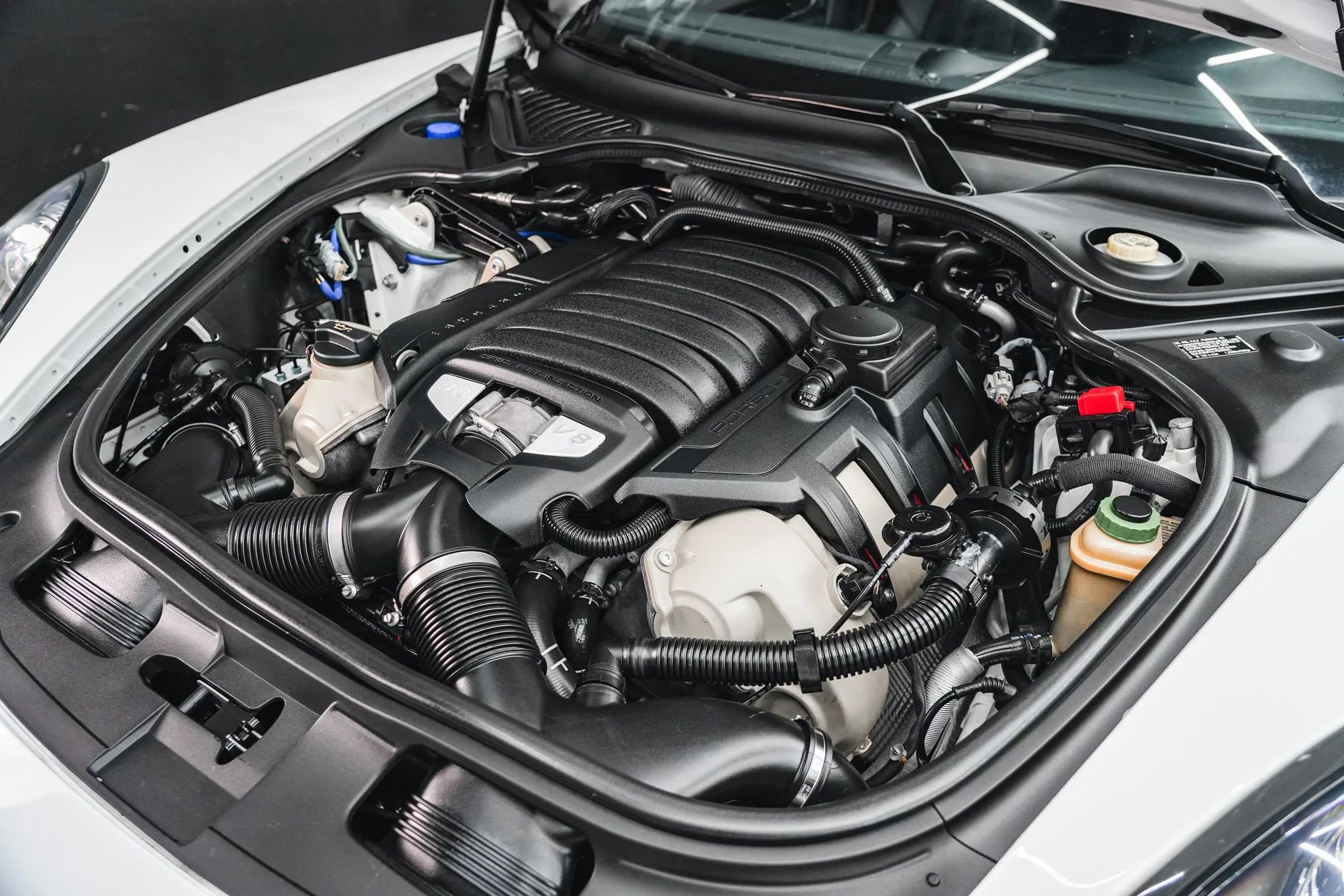 Used 2015 Porsche Panamera GTS w/ Premium Package Plus image 87