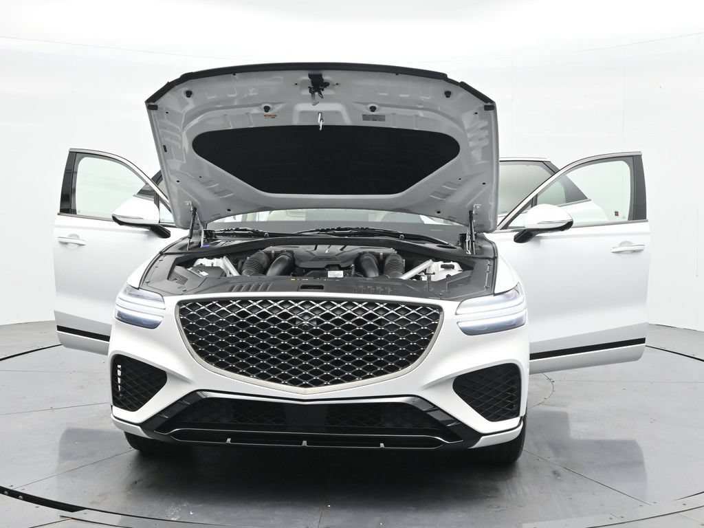 Used 2025 Genesis GV70 3.5T Sport w/ Sport Prestige Package AWD/4WD image 39