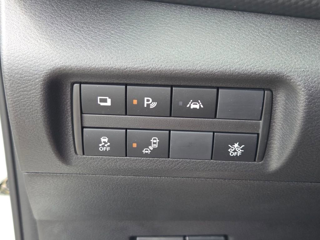 Used 2025 Nissan Kicks Play S image 26