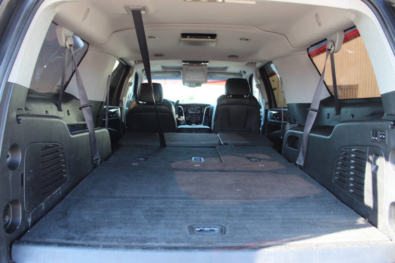Used 2016 Cadillac Escalade ESV Luxury RWD image 15