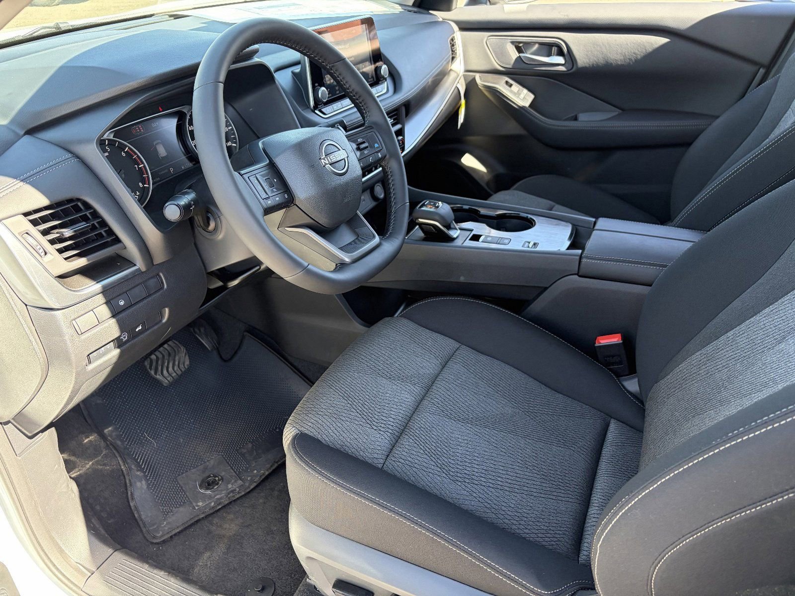 New 2026 Nissan Rogue SV image 19