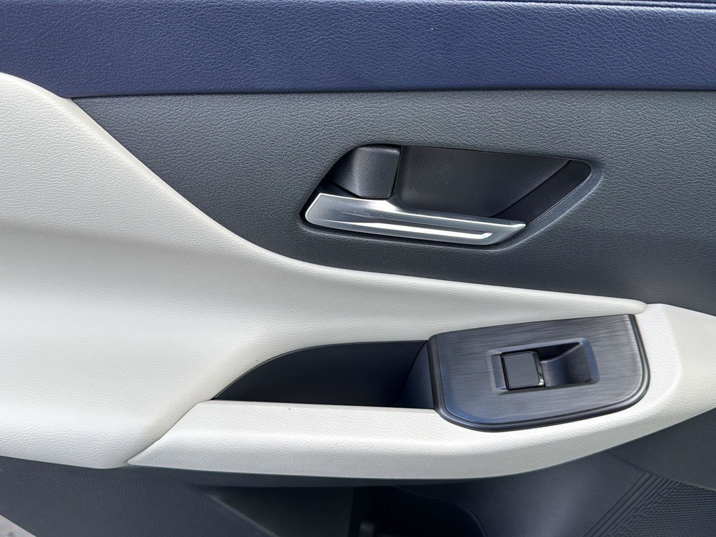 New 2026 Nissan Sentra SL w/ Floor Mat Package FWD image 30