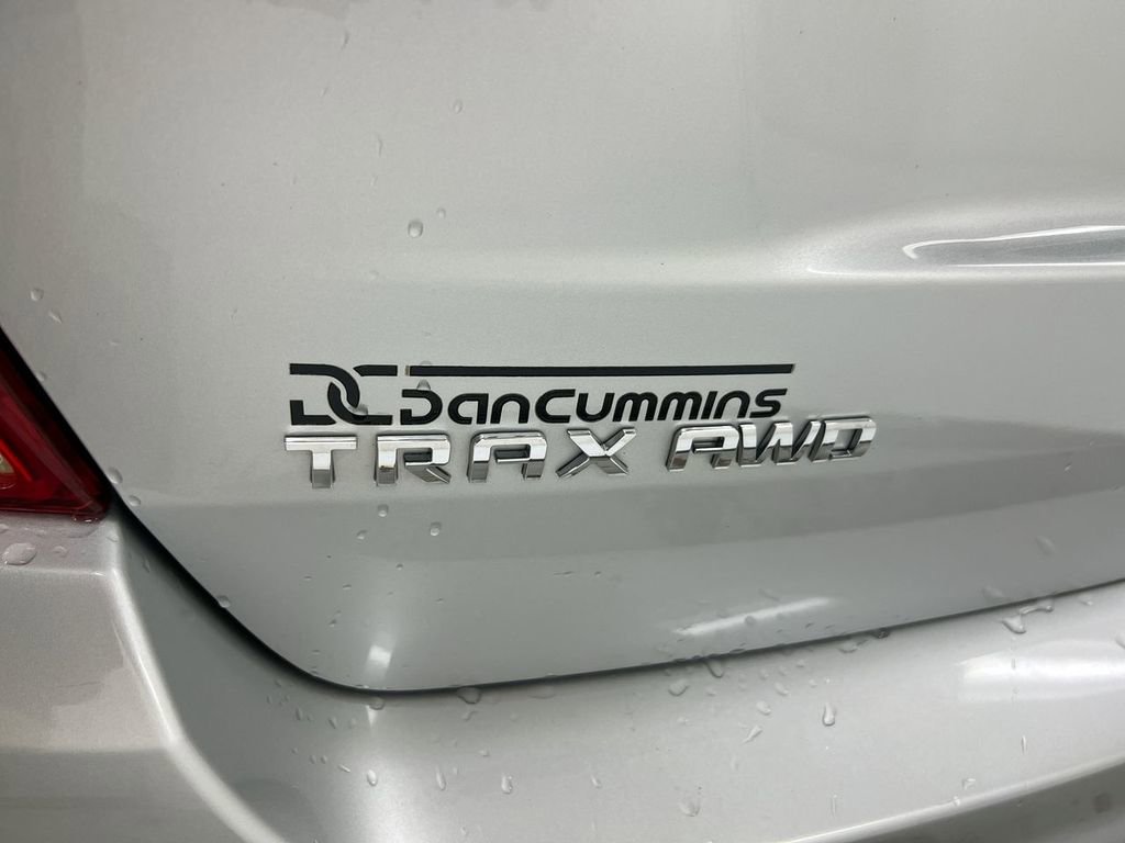 Used 2018 Chevrolet Trax LT w/ LT Convenience Package image 25