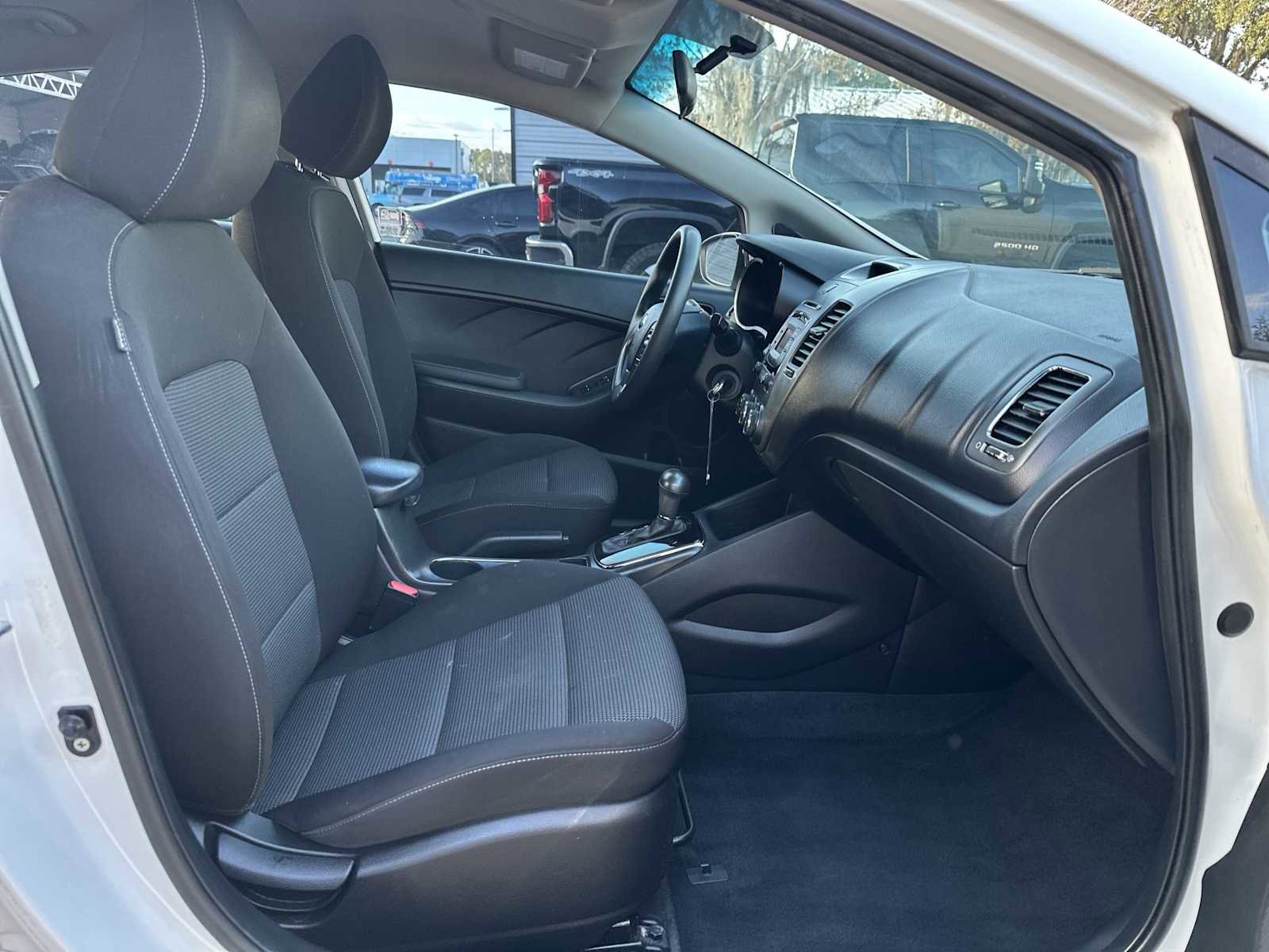 Used 2018 Kia Forte LX image 19