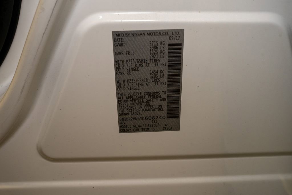 Used 2018 Nissan Pathfinder SV image 21