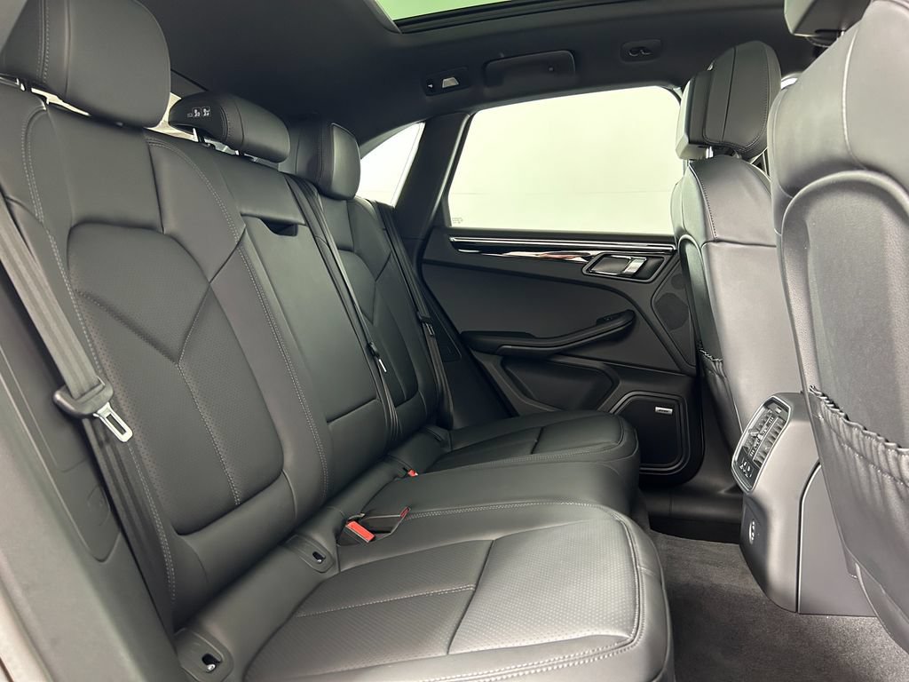 New 2026 Porsche Macan S AWD/4WD image 27