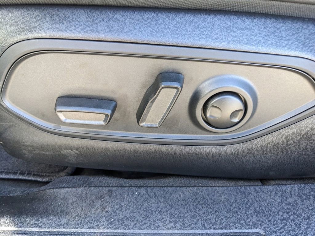 New 2026 Jeep Cherokee Limited image 50