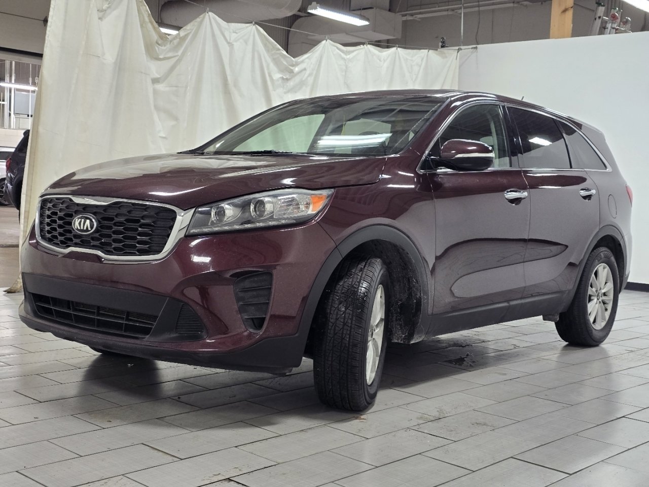 Used 2019 Kia Sorento LX image 11