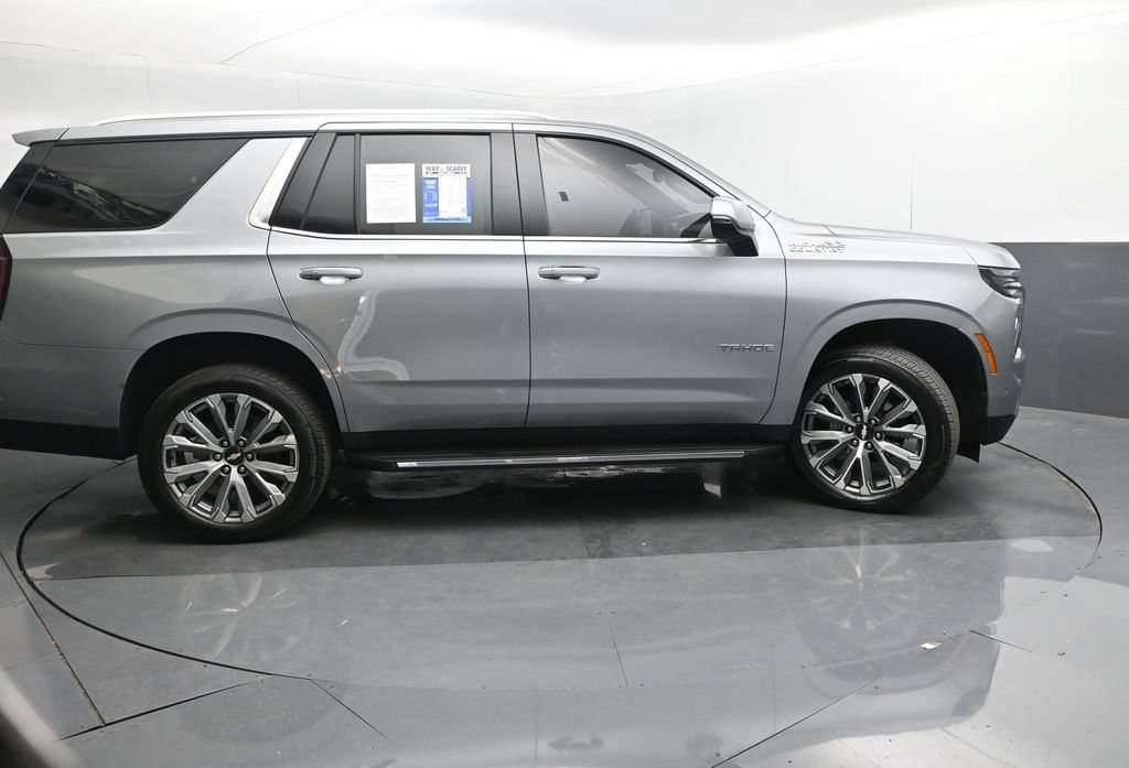 Used 2025 Chevrolet Tahoe High Country AWD/4WD image 37