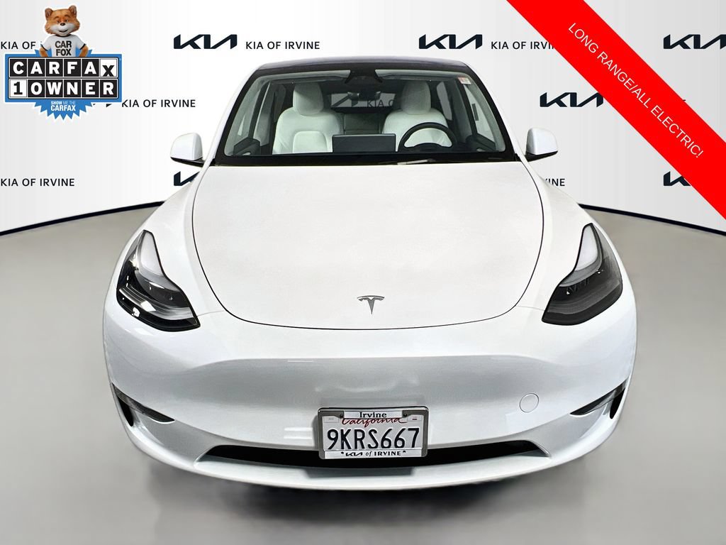 Used 2024 Tesla Model Y Long Range AWD/4WD image 2