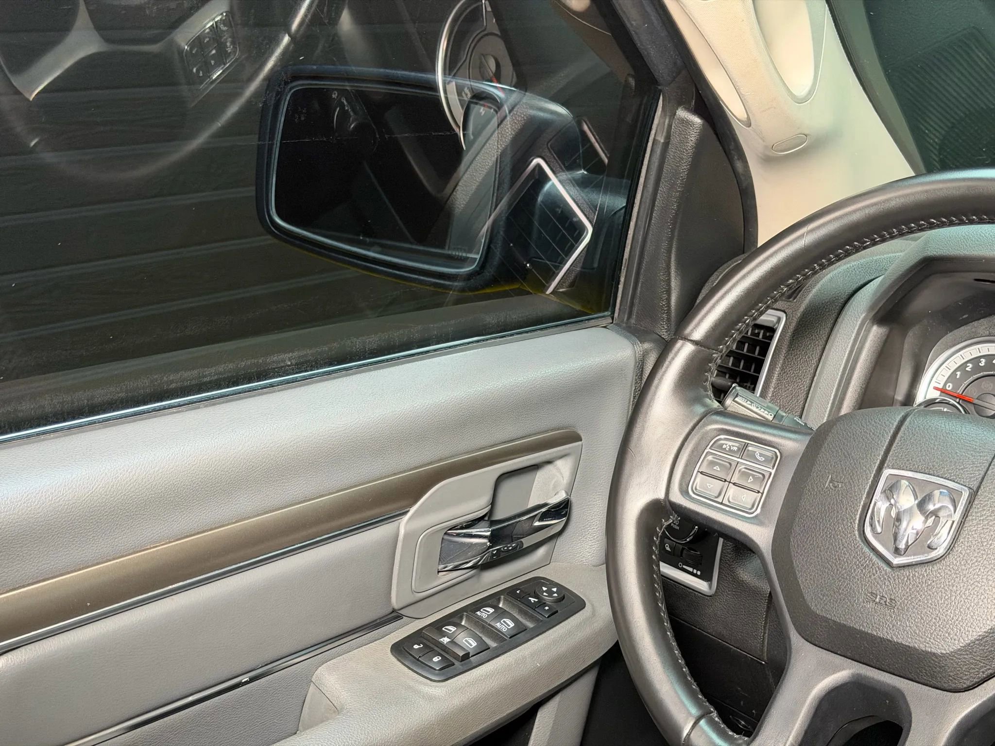 Used 2018 RAM 1500 Lone Star RWD image 27