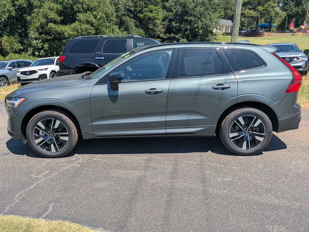 New 2026 Volvo XC60 B5 Plus w/ Protection Package Premier AWD/4WD image 3