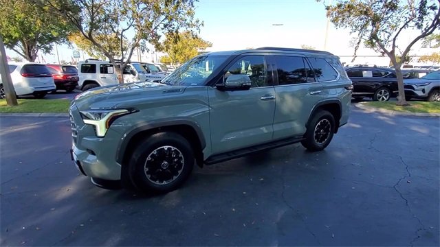 Used 2023 Toyota Sequoia Limited image 4