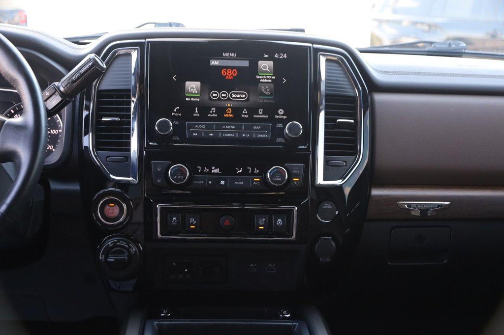 Used 2023 Nissan Titan Platinum Reserve w/ Moonroof Package AWD/4WD image 27