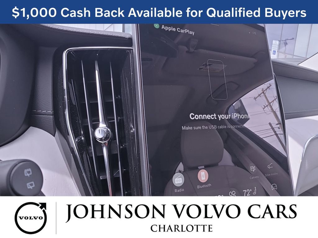 New 2026 Volvo XC60 B5 Ultra w/ Climate Package image 23