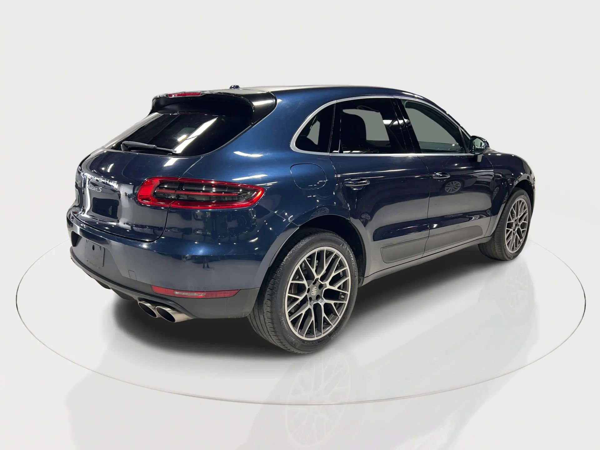 Used 2017 Porsche Macan S image 7