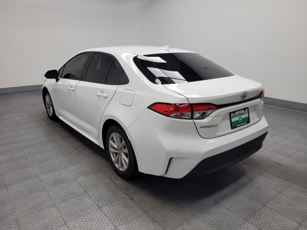 Used 2023 Toyota Corolla LE w/ LE Convenience Package FWD image 5