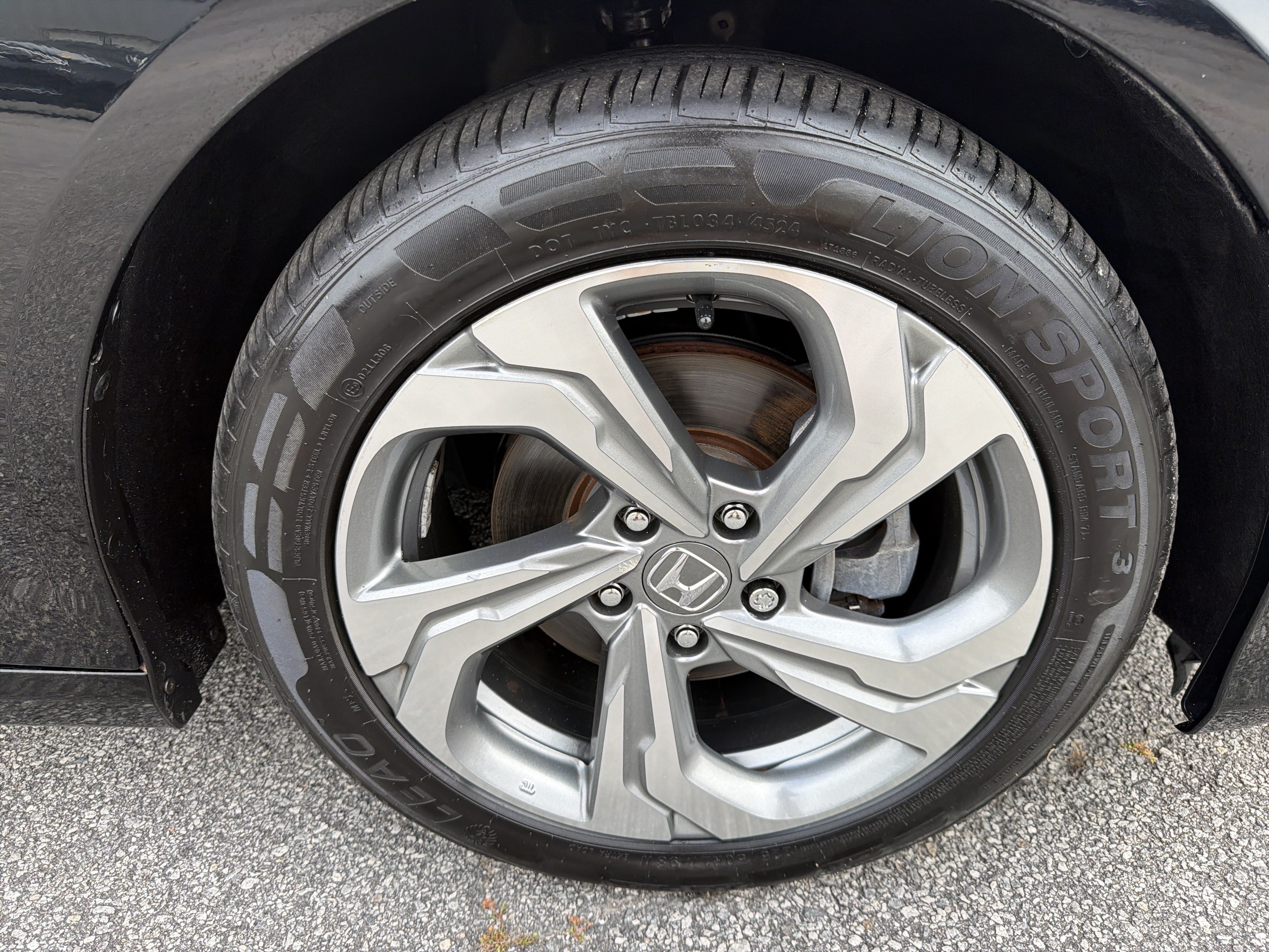 Used 2018 Honda Accord EX-L image 13