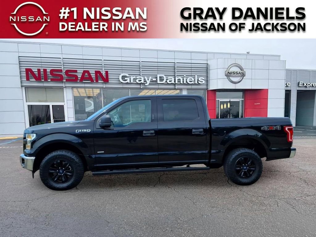 Used 2017 Ford F150 XLT image 4