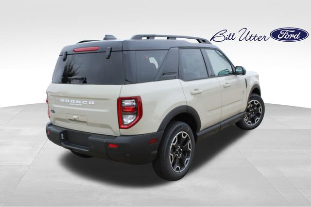 New 2025 Ford Bronco Sport Outer Banks image 3