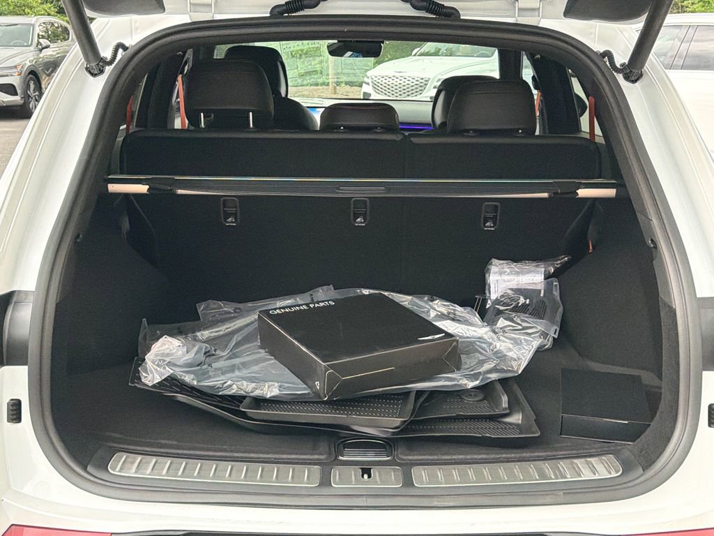 New 2026 Genesis GV70 2.5T Sport Prestige AWD/4WD image 18