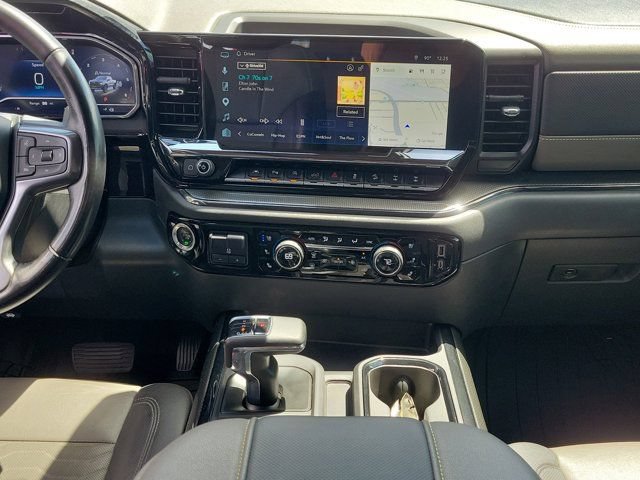 Used 2023 Chevrolet Silverado 1500 ZR2 w/ Technology Package AWD/4WD image 21